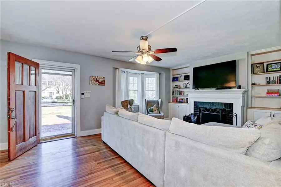 409 Kingsley Lane, Norfolk, VA 23505 - Image #3