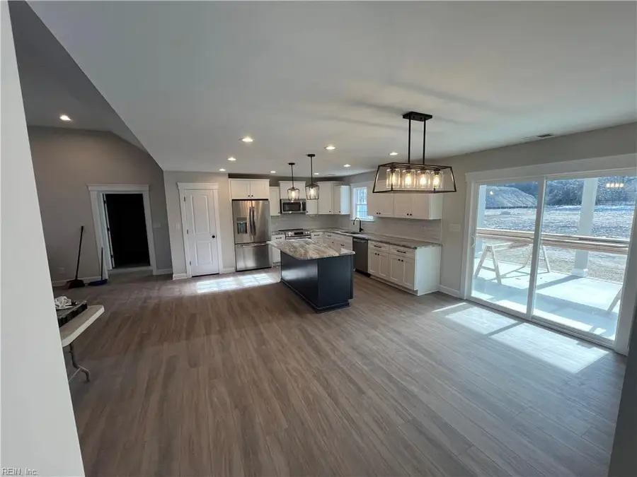 102 Andrews Avenue, Franklin, VA 23851 - Image #3