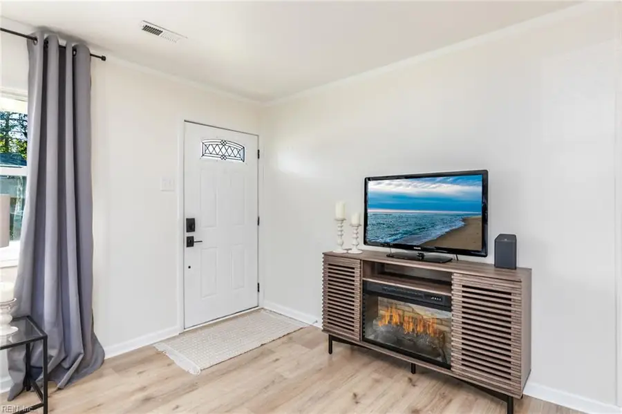 1923 Rawood Drive, Hampton, VA 23663 - Image #3