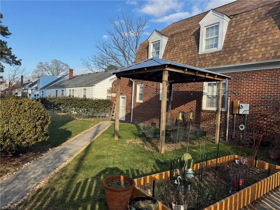 118 Idlewood Avenue, Portsmouth, VA 23704 - Image #3