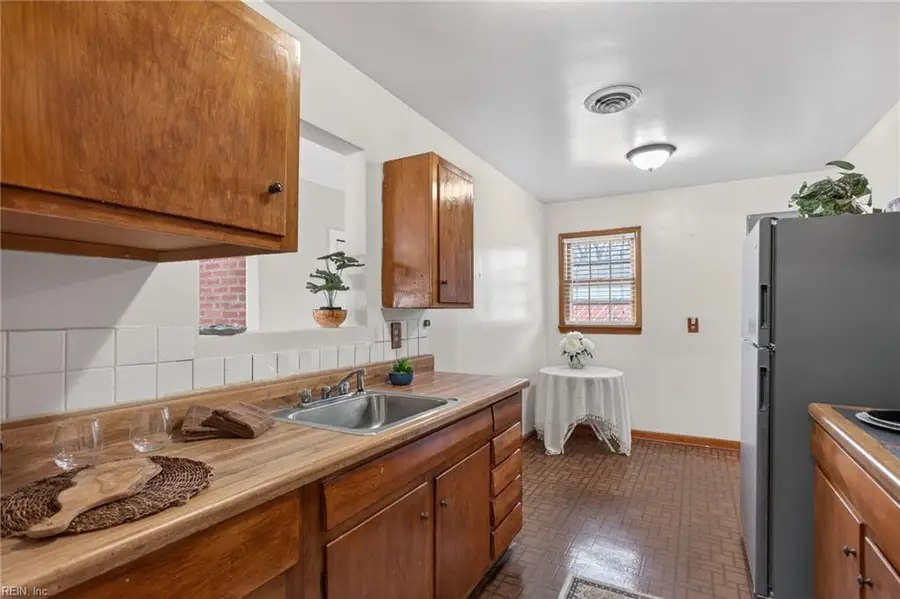 724 S Westgrove Road, Virginia Beach, VA 23455 - Image #3