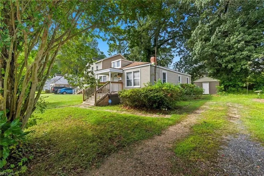 611 Delaware Avenue, Hampton, VA 23661 - #2