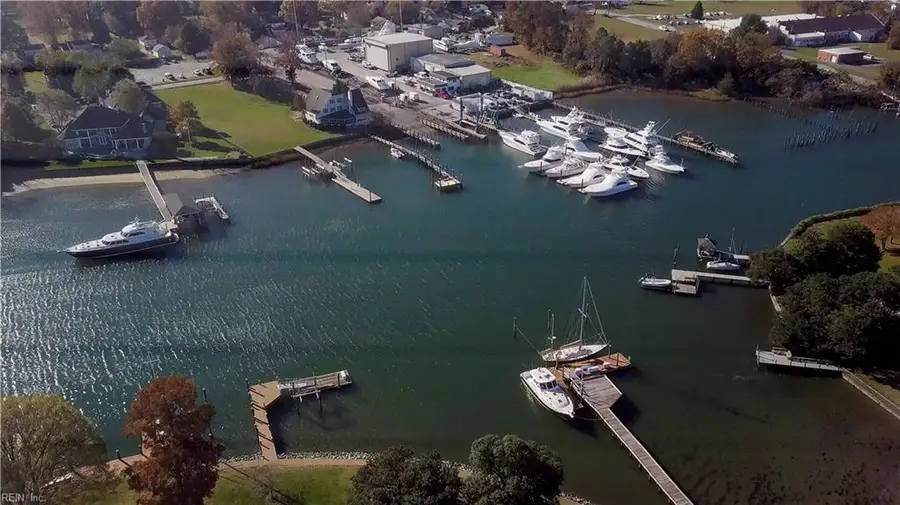 4 Cedar Point Drive, Hampton, VA 23669 - Image #2