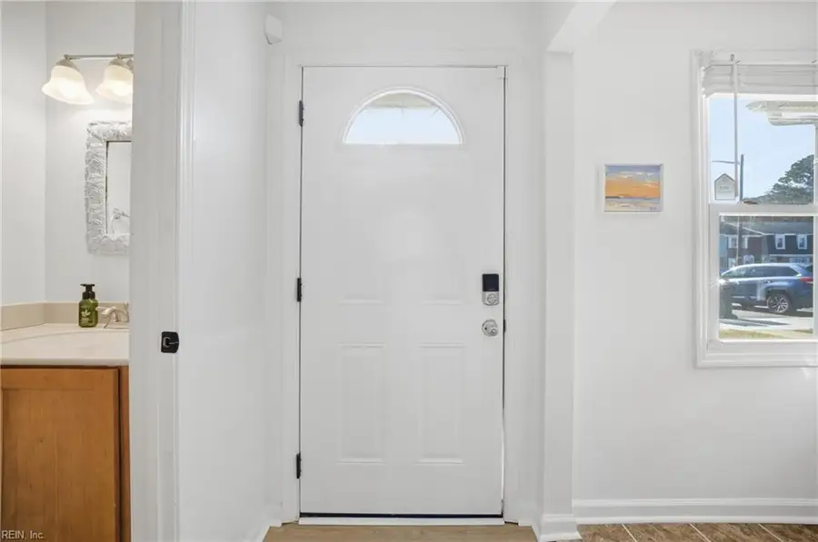 925 Delaware Avenue, Virginia Beach, VA 23451 - #3