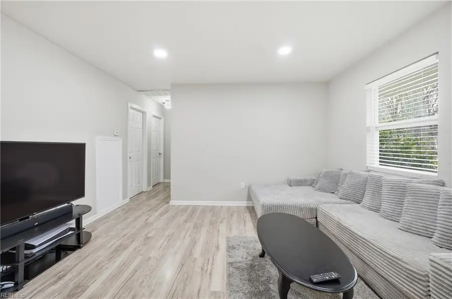 1307 Colebrook Drive, Hampton, VA 23669 - Image #3