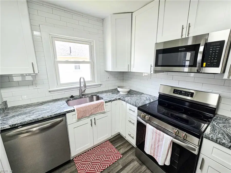 120 Oak Street, Suffolk, VA 23434 - #2