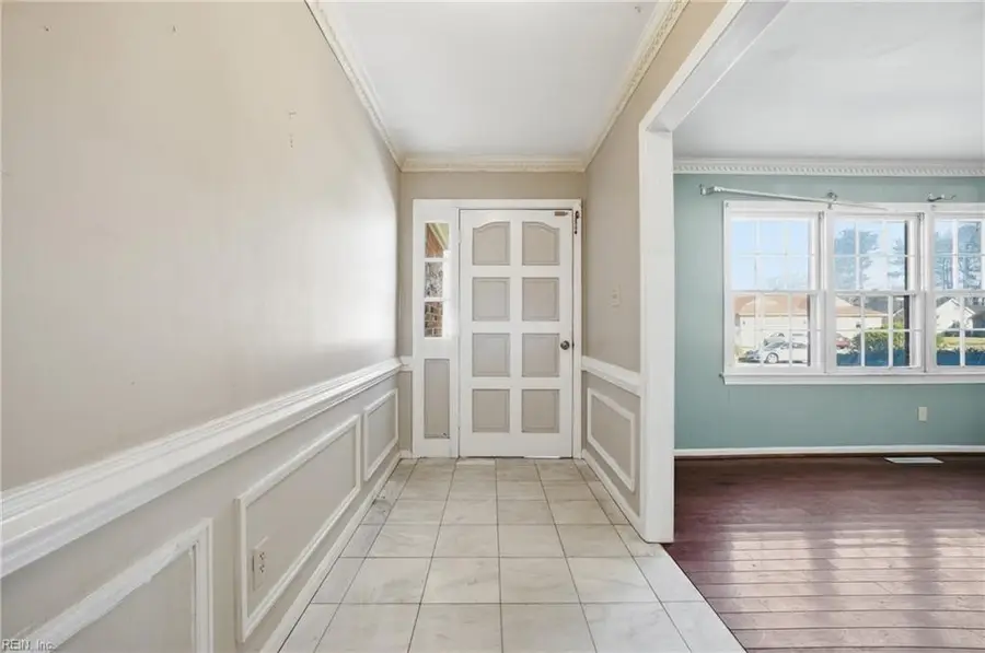 904 Stockbridge Drive, Virginia Beach, VA 23464 - #3