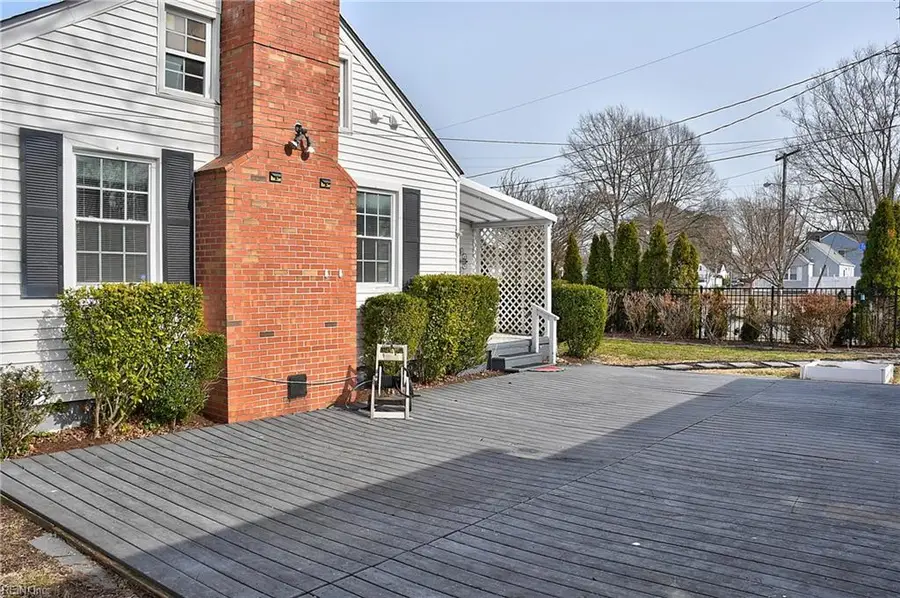 1603 Croyden Road, Norfolk, VA 23503 - Image #3