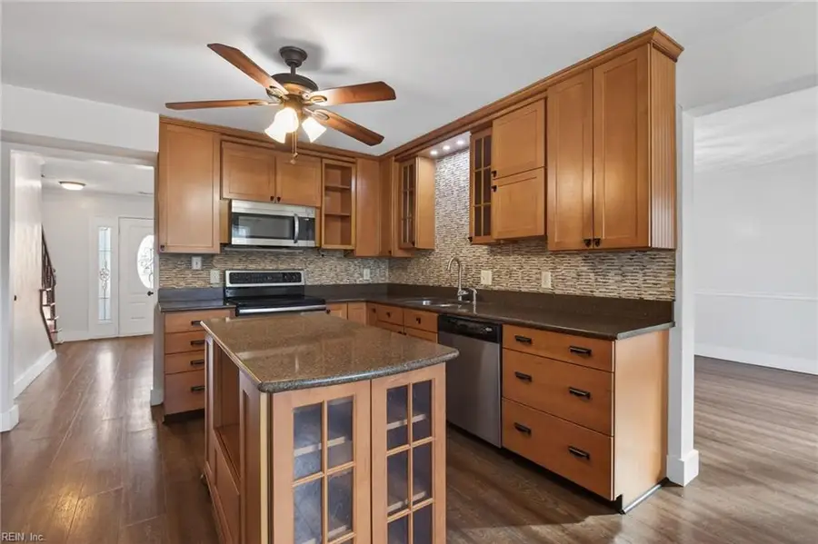 1528 Plantation Lakes Circle, Chesapeake, VA 23320 - Image #3