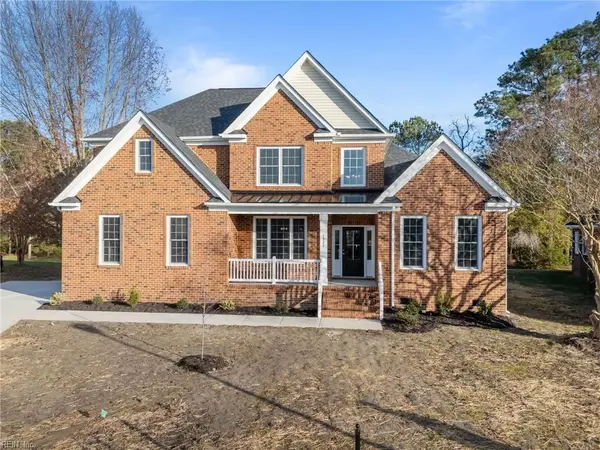 1920 Lancing Crest Lane, Chesapeake, VA 23323
