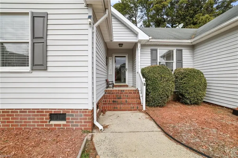 8 River Cove, Portsmouth, VA 23703 - #2