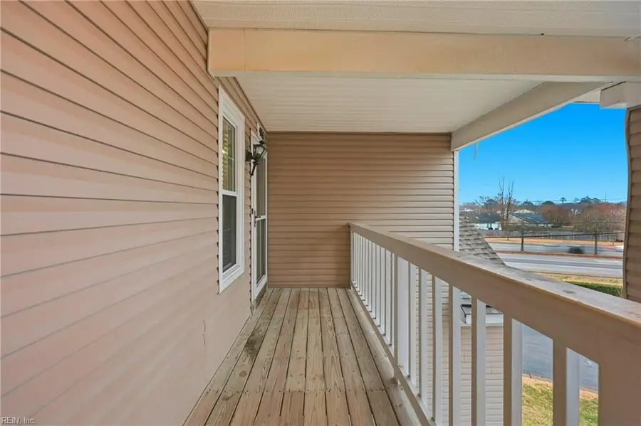 4165 Laurel Green Cir, Virginia Beach, VA 23456 - #3