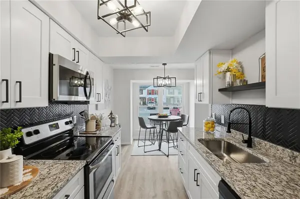 577 Chancery Lane, Virginia Beach, VA 23452