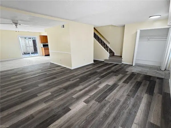 3769 Governors Way, Virginia Beach, VA 23452