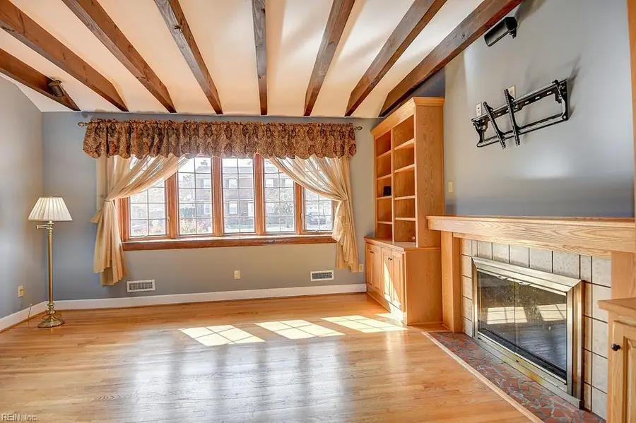 35 N Greenfield Avenue, Hampton, VA 23666 - Image #2