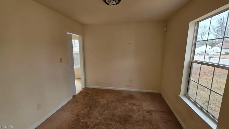 54 George Court, Hampton, VA 23663 - Image #2
