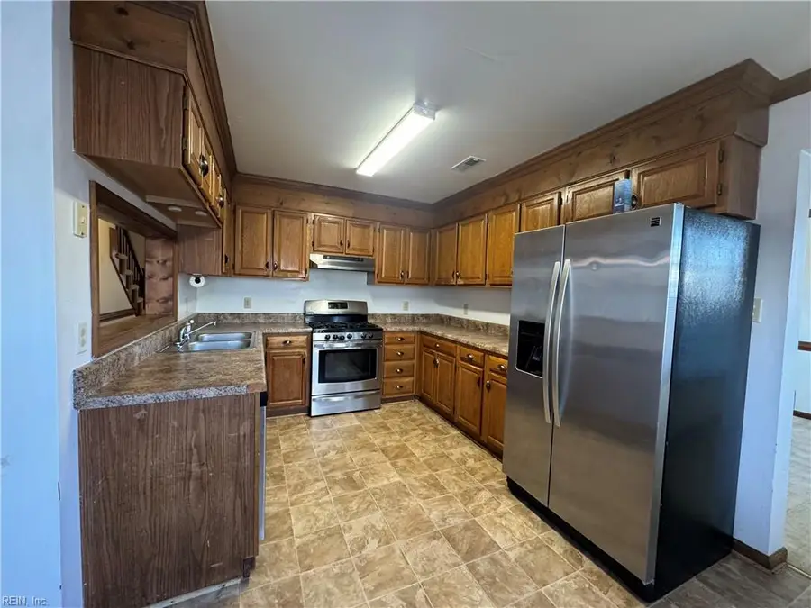 797 Daimler Drive, Virginia Beach, VA 23454 - Image #3