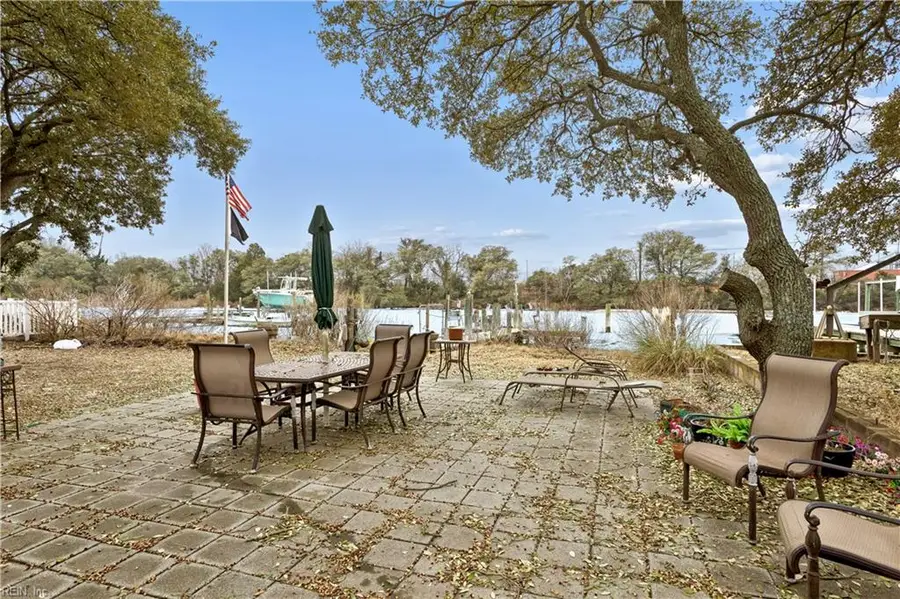 569 W Ocean View Avenue, Norfolk, VA 23503 - Image #3