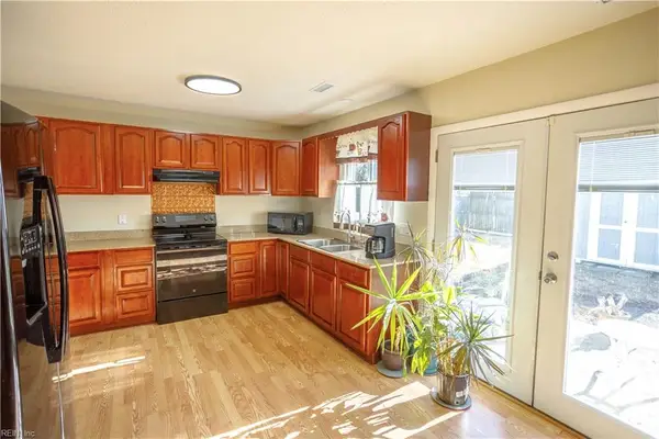 661 Orangewood Drive, Virginia Beach, VA 23456