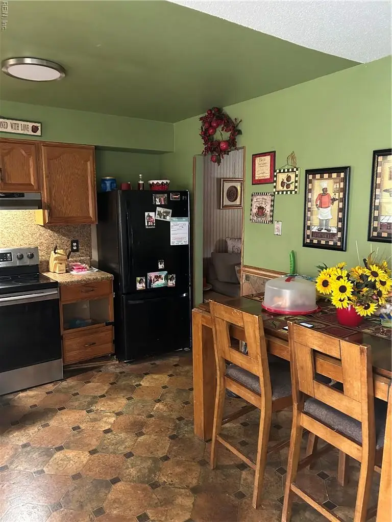 108 Tyburn Court, Hampton, VA 23669 - #2