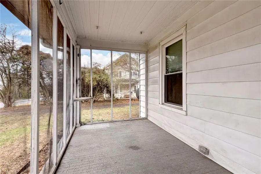 431 18th Street, West Point, VA 23181 - #3