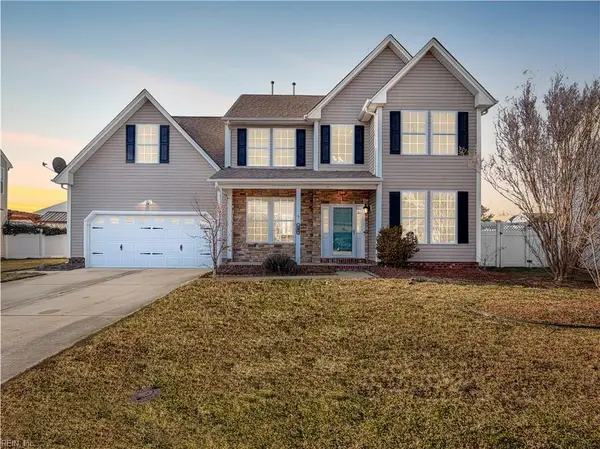 102 Lakes Edge Drive, Suffolk, VA 23434