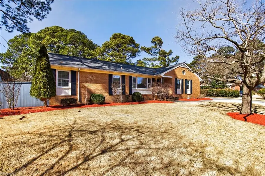 4840 Thornwood Street, Portsmouth, VA 23703 - #2