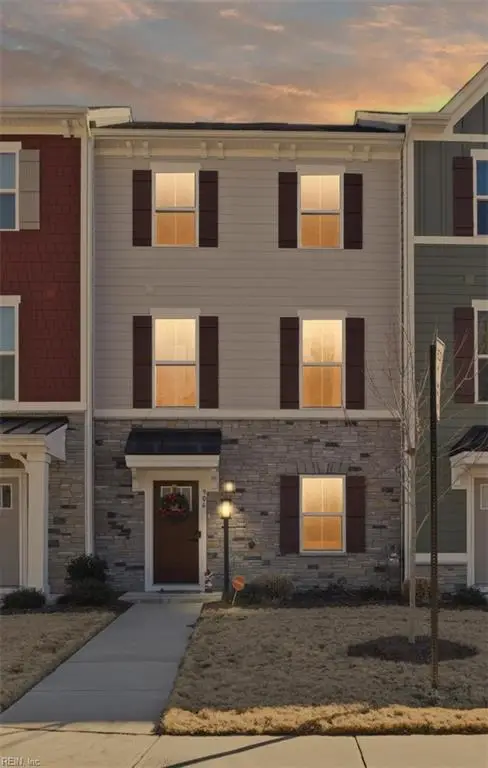 906 Capstan Way, Chesapeake, VA 23323 - #2