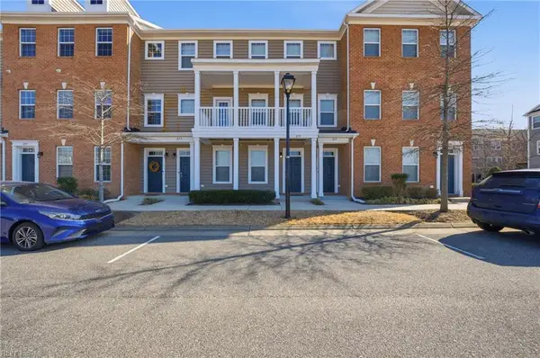 215 Waterside Drive #20, Hampton, VA 23666