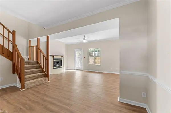 302 Monument Court, Yorktown, VA 23693