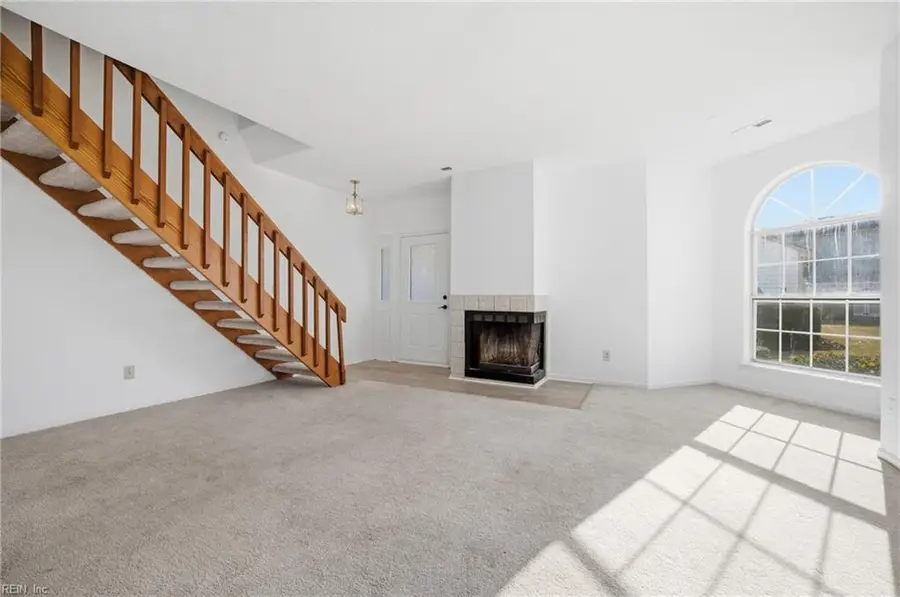 3633 Essex Pond Quay, Virginia Beach, VA 23462 - #3