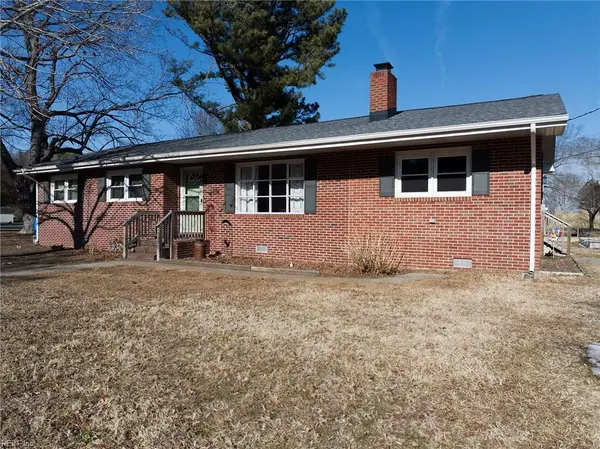 19390 York Road, West Point, VA 23181