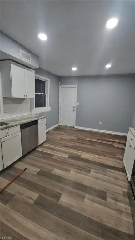 321 Hill Street, Suffolk, VA 23434 - #2
