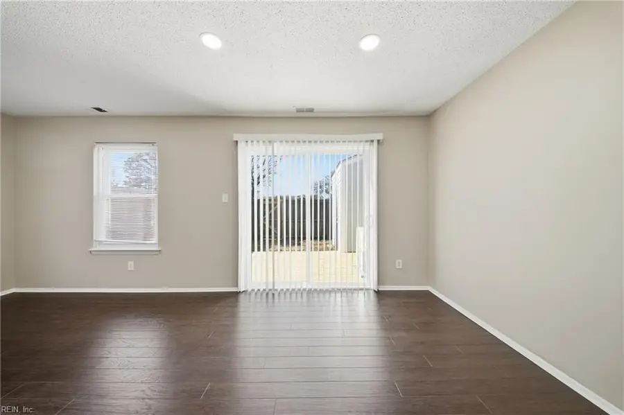3694 Sylvan Lane, Virginia Beach, VA 23453 - #3