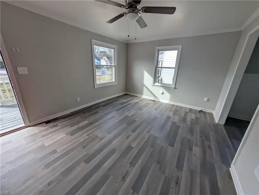 622 Chapel Street, Hampton, VA 23669 - #3