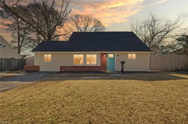 1821 S Lakeland Drive, Norfolk, VA 23518