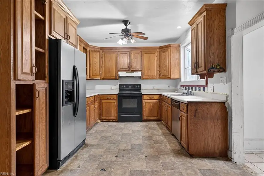 109 St James Avenue, Suffolk, VA 23434 - #2