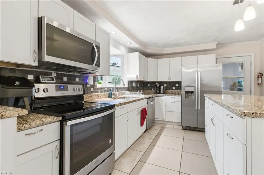 2216 Paris Street, Virginia Beach, VA 23454 - #3