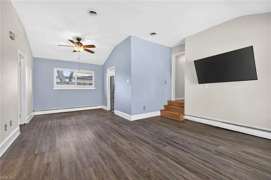 803 Townsend Ct, Norfolk, VA 23502 - #3