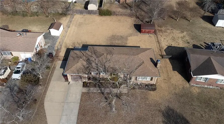 2913 Stratford Drive, Chesapeake, VA 23321 - #3