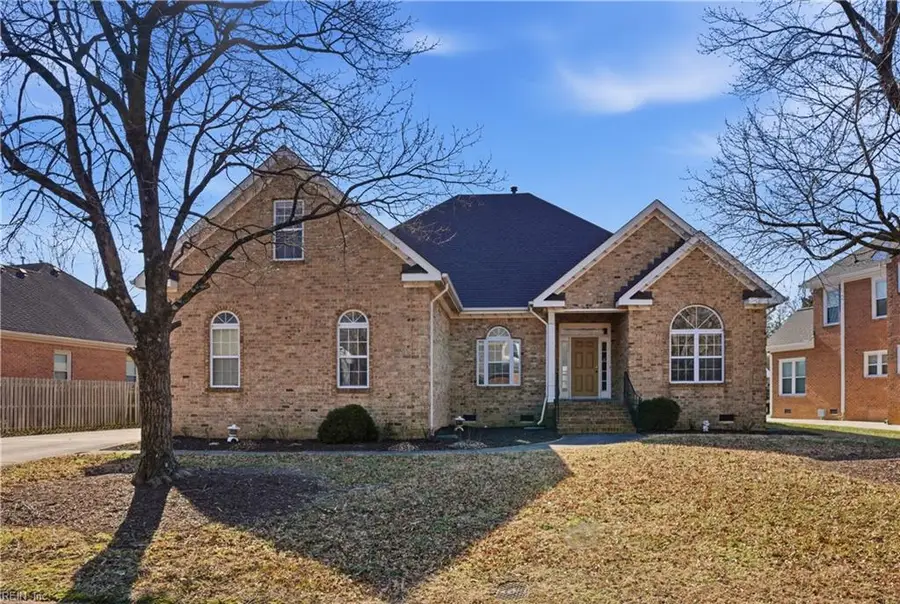 635 Shadow Brooke Drive, Chesapeake, VA 23320 - #2