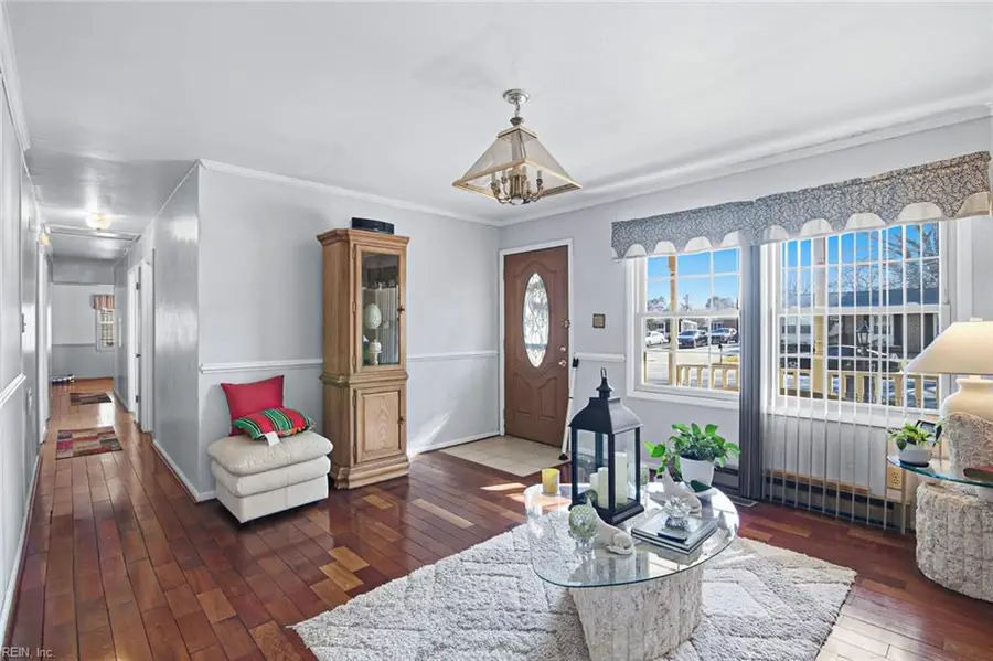 909 King Arthur Drive, Chesapeake, VA 23323 - #3