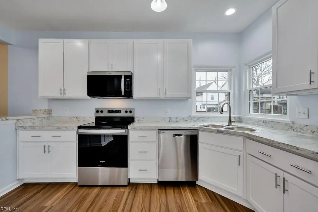 821 Gas Light Lane, Virginia Beach, VA 23462 - #1