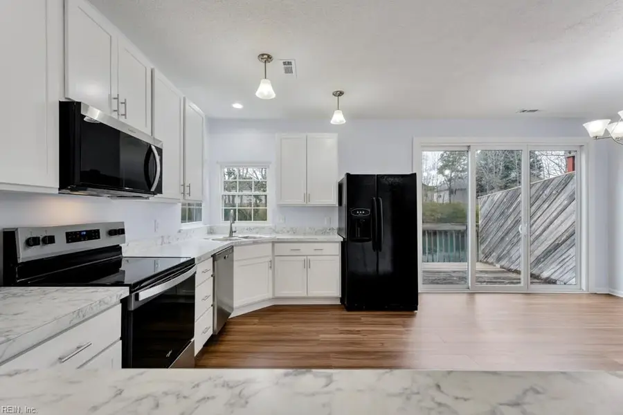 821 Gas Light Lane, Virginia Beach, VA 23462 - #3