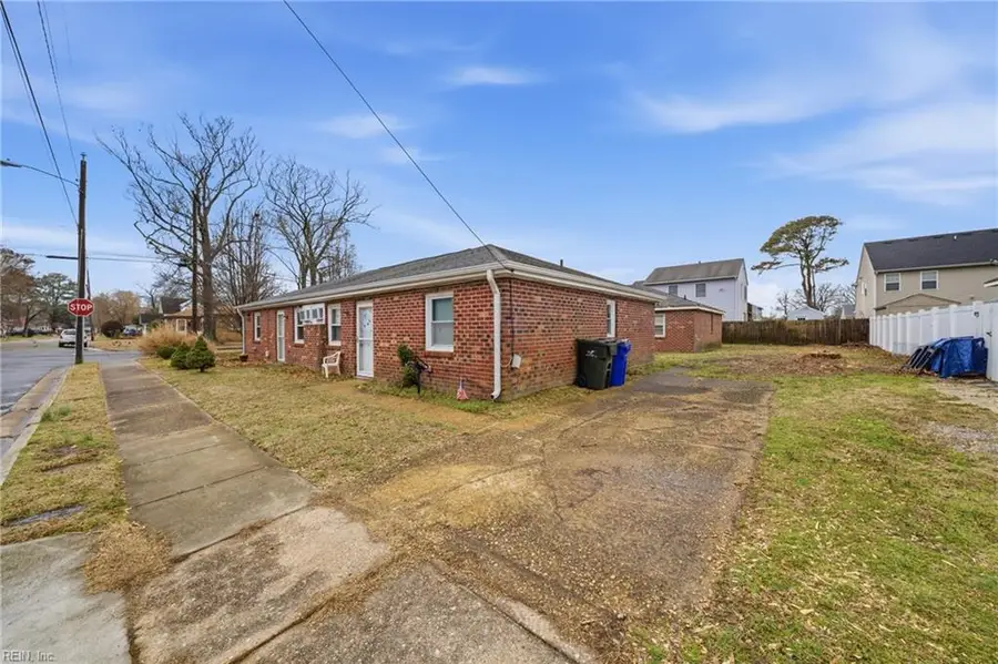 1050 E Chester Street, Norfolk, VA 23503 - #2