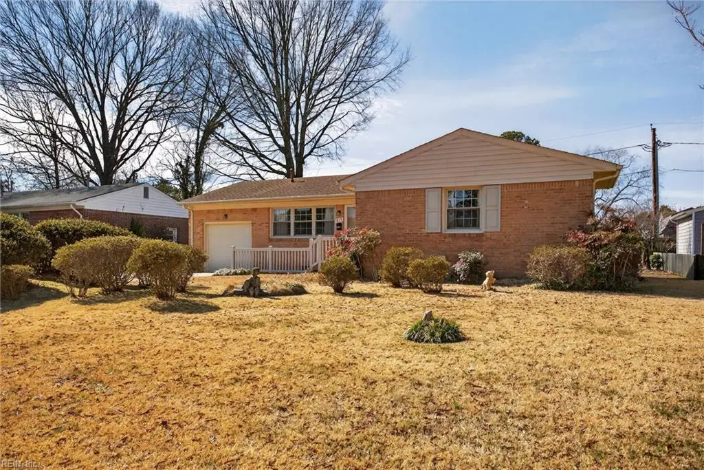 813 Benjamin Place, Virginia Beach, VA 23454 - #1