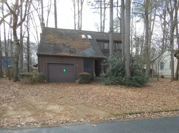 306 Heacox Lane, Newport News, VA 23608