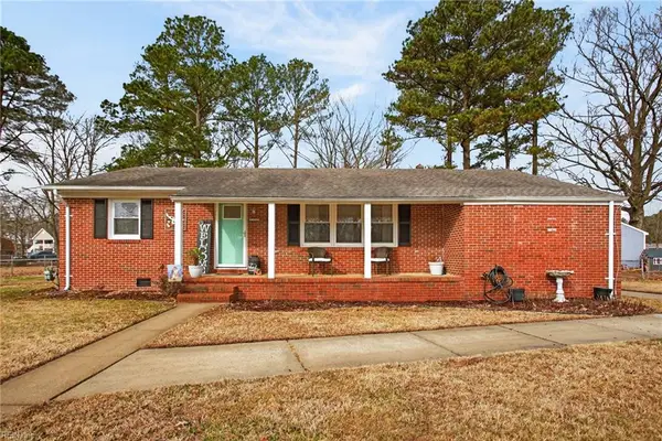 126 W Royce Drive, Chesapeake, VA 23322