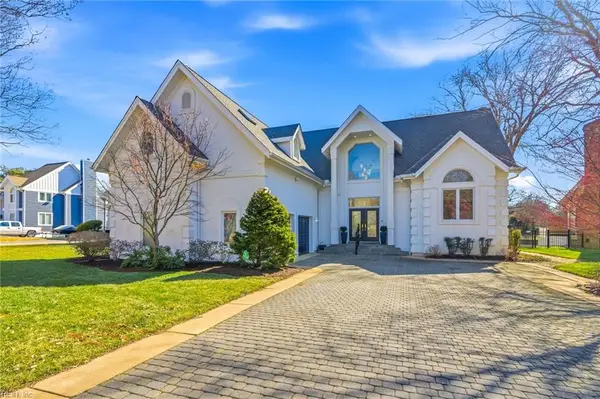 417 Croatan Hills Drive, Virginia Beach, VA 23451