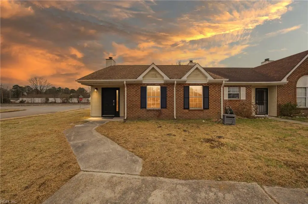 1 Holly Hill Court, Portsmouth, VA 23702 - #1